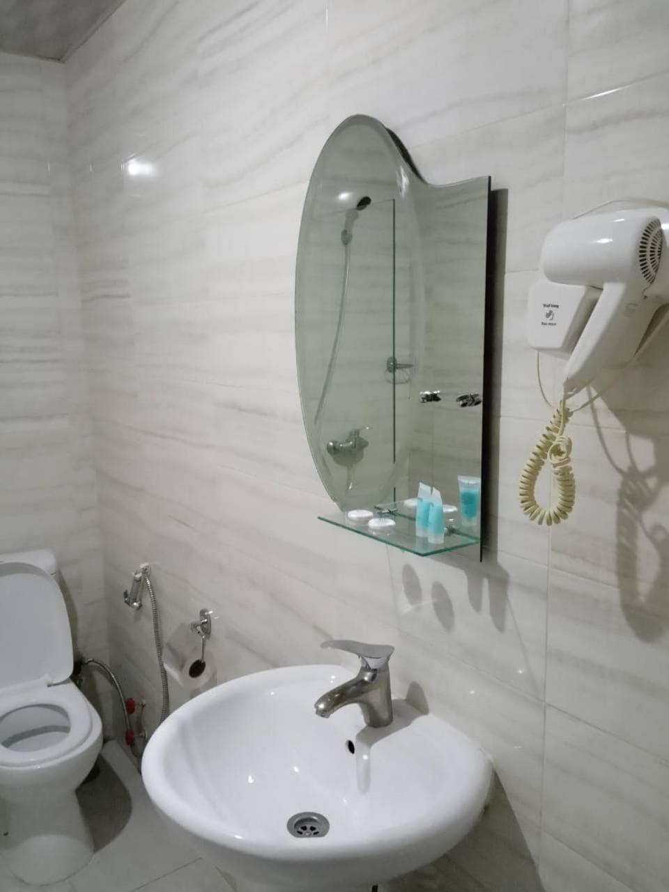 تبليسي Hotel Georgia المظهر الخارجي الصورة